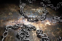 Chains_thumb.jpg