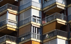 080101-balconies_thumb.jpg