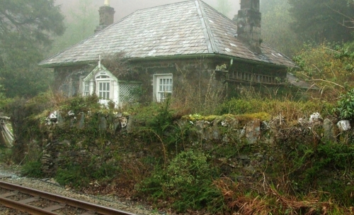 Trackside Cottage