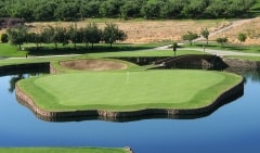 The 17th Green – Sunday’s Daily Jigsaw Puzzle