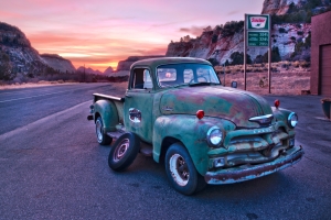 Thursday’s Drive Time Jigsaw Puzzle – Old Truck