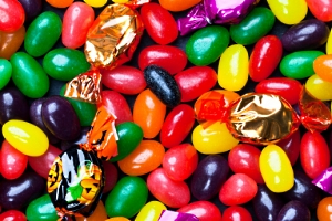I Like Candy, Do You? – Thursday’s Colorful Jigsaw Puzzle