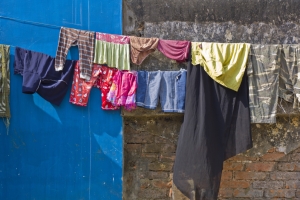 Clothes Drying – Saturday’s Laundry Day Jigsaw Puzzle