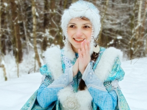 Snow Maiden – Sunday’s Chilly Daily Jigsaw Puzzle