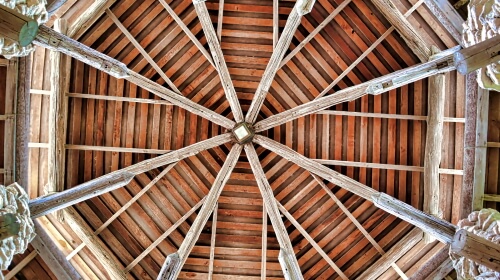 Wednesday’s Daily Jigsaw Puzzle – Wooden Architecture