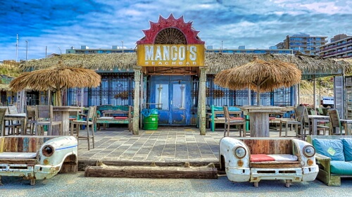 Beach Bar – Wednesday’s Daily Jigsaw Puzzle