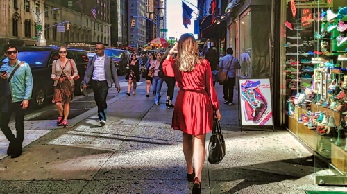 The Lady In Red – Tuesday’s Daily Jigsaw Puzzle