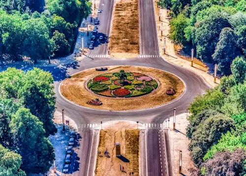 Roundabout – Saturday’s Daily Jigsaw Puzzle