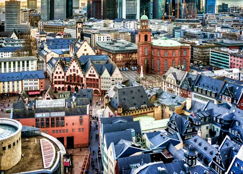 Visit To The Big City – Tuesday’s Daily Jigsaw Puzzle