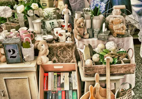 The Flea Market – Thursday’s Daily Jigsaw Puzzle