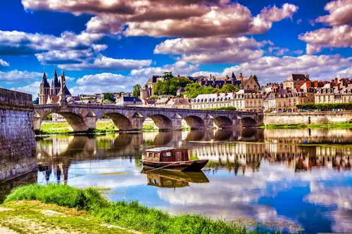 A Visit To France – Friday’s Daily Jigsaw Puzzle